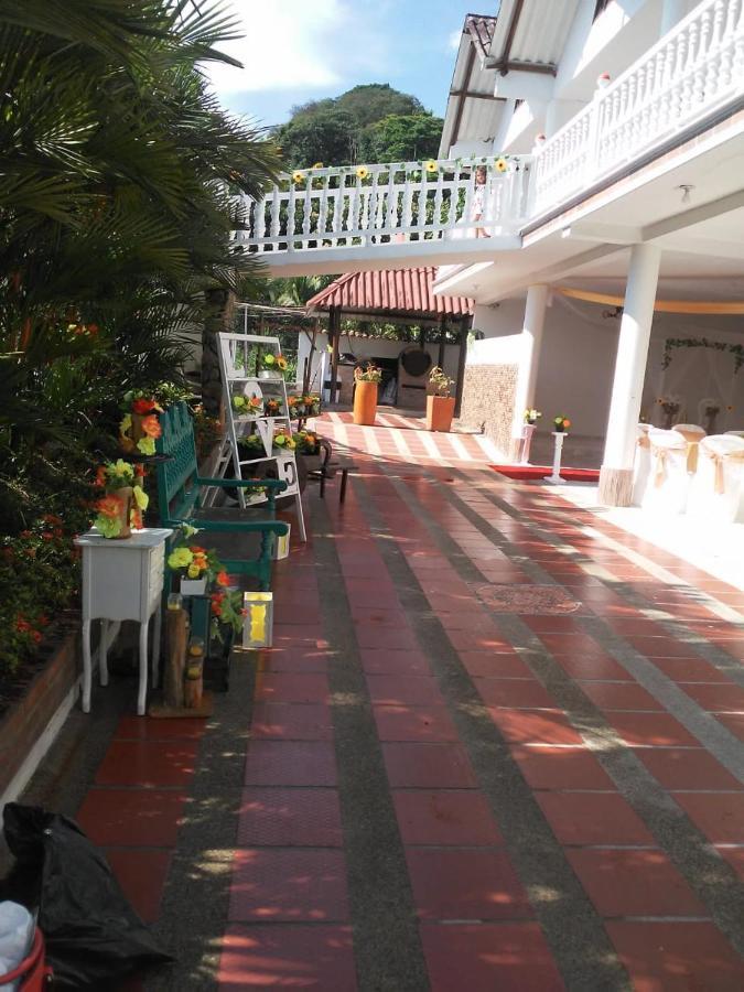 Hotel Campestre La Toscana Villavicencio Ngoại thất bức ảnh